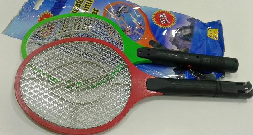 Мухобійка-ракеткаRechargeable Mosquito-hitting Swatter - Безпечна електрична мухобойка на батарейках TV127 фото