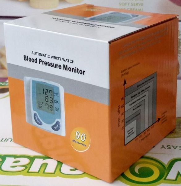 Цифровой автоматический тонометр Blood Pressure Monitor для измерения артериального давления и пульса V622HBLI фото