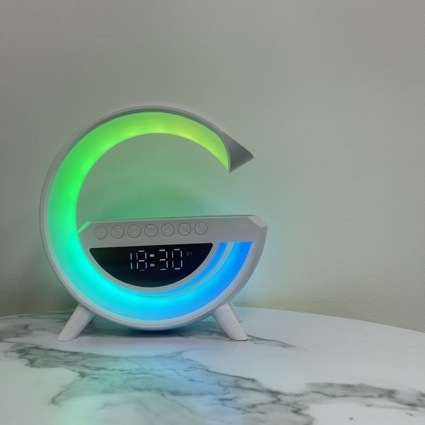 Настольная лампа, ночник c зарядкой и будильником bt-3431 RGB 3-in-1 Bluetooth колонкой 3401 фото