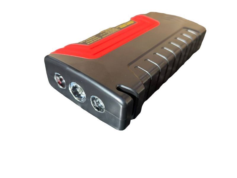Пусковое устройство c зарядкой под ноутбук TM15-B пласти 99800 mAh 12v USB 5V-2V Start current 300 A VEN24B фото