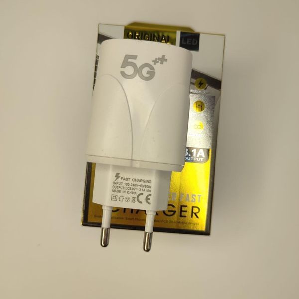 Зарядний пристрій на 3 USB ORIGINAL 5G 3.1 A SUPER CHARGER(500) VEN321 фото
